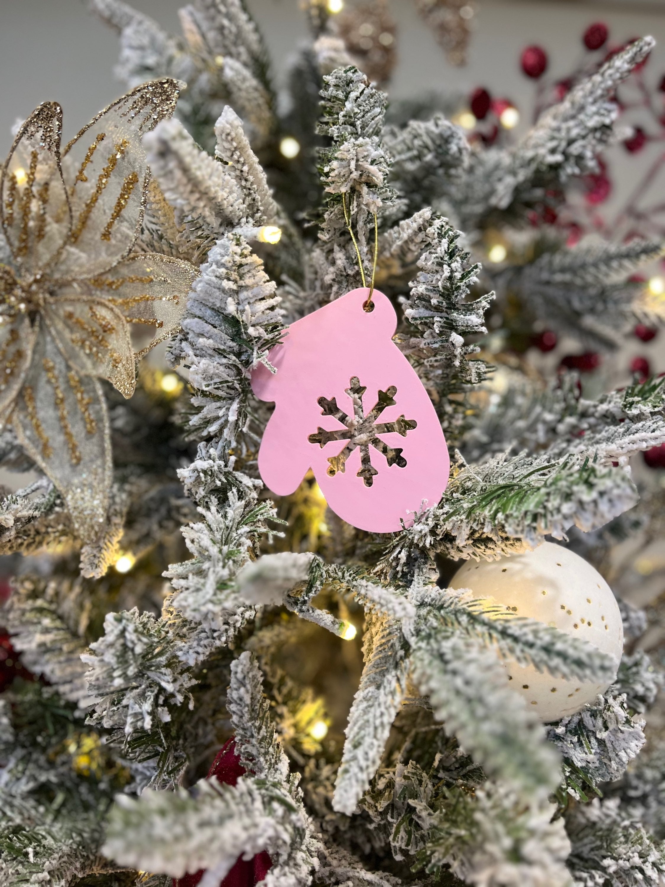 Pink Mitten  image 1