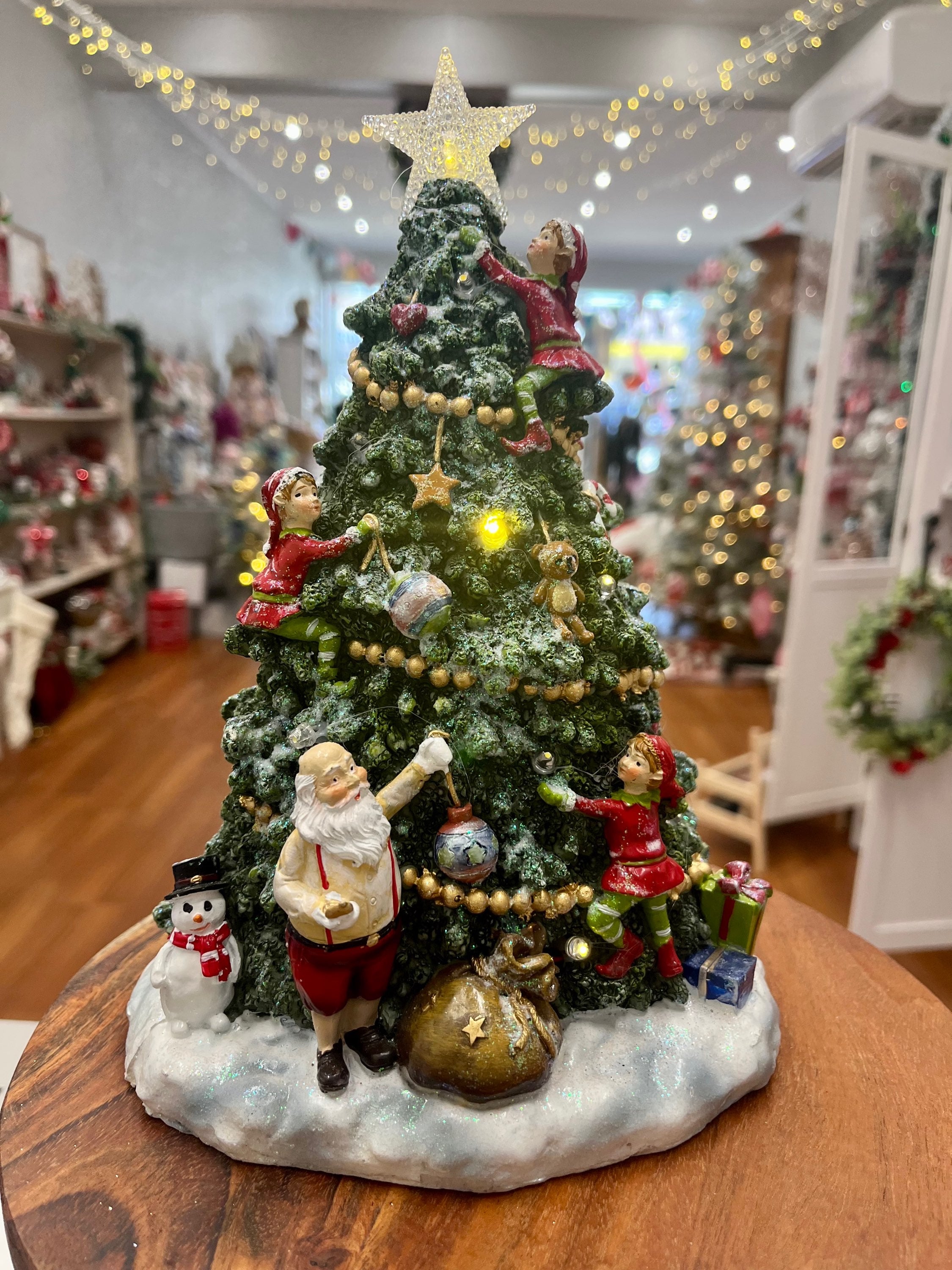 Light up Christmas Tree image 0